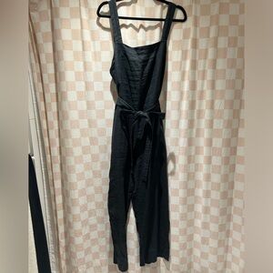 Everlane 100% linen jumpsuit